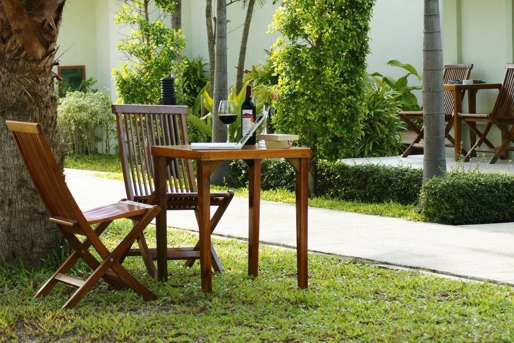 The Beach Boutique Resort Hatjau-part Kültér fotó