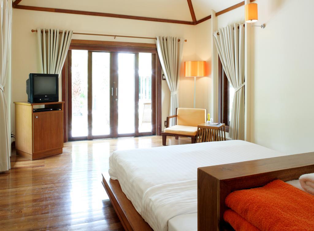 The Beach Boutique Resort Hatjau-part Kültér fotó